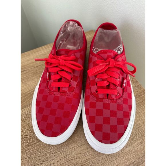 VANS Reflective Checkerboard Red Ultracush Canvas Authentic Shoes Mens size 7 - Picture 1 of 12